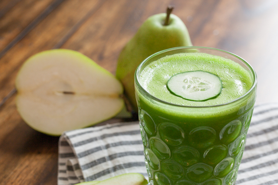 Relax and Refresh Cucumber Pear Spinach Celery Juice