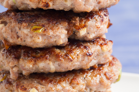 Apple Breakfast Sausage | LaughterandLemonade.com