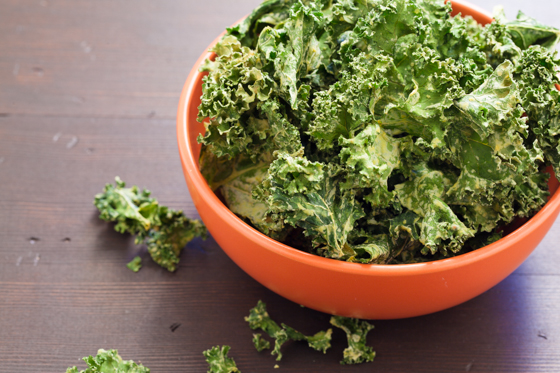 sammen blanding designer Sour Cream and Onion Kale Chips