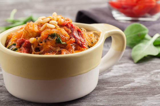 Italian Spaghetti with Chicken, Spinach, and Sun Dried Tomato