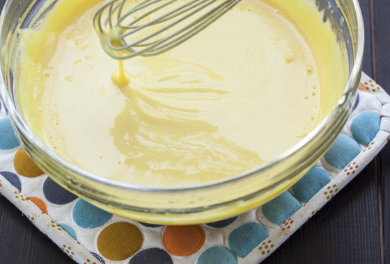 Hollandaise Sauce | Laughter and Lemonade