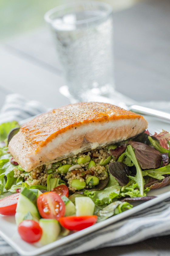 Intern Quinoa Salad with Pan Seared Salmon and Balsamic Greens | LaughterandLemonade.com