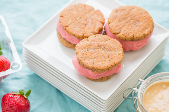 Peanut Butter & Jelly Ice Cream Sandwiches | LaughterandLemonade.com